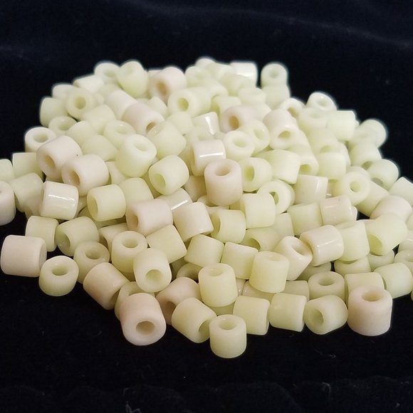 144+ 6mm PONY BEADS Czech Glass PALE YELLOW bundle lot set - Picture 4 of 9